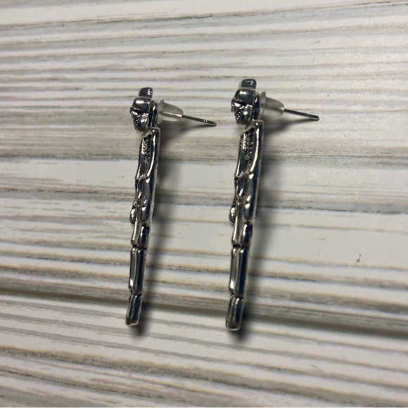 Skeleton earrings - Picture 3 of 3